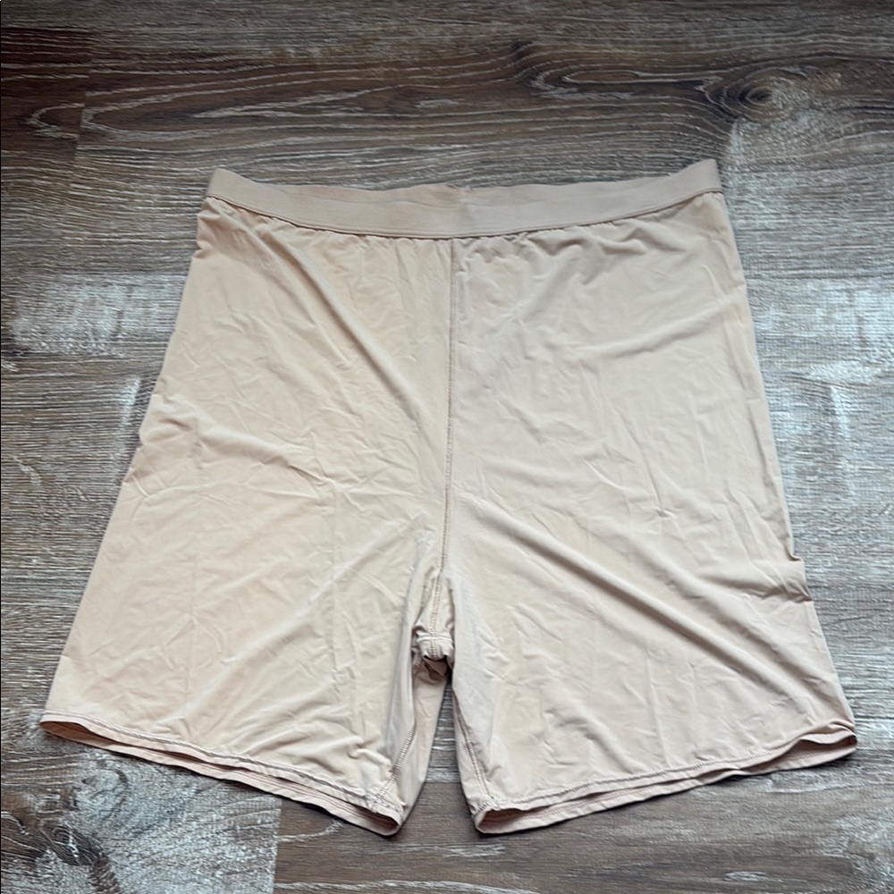 AERIE SMOOTHEZ high waisted boy shirt size XL nude